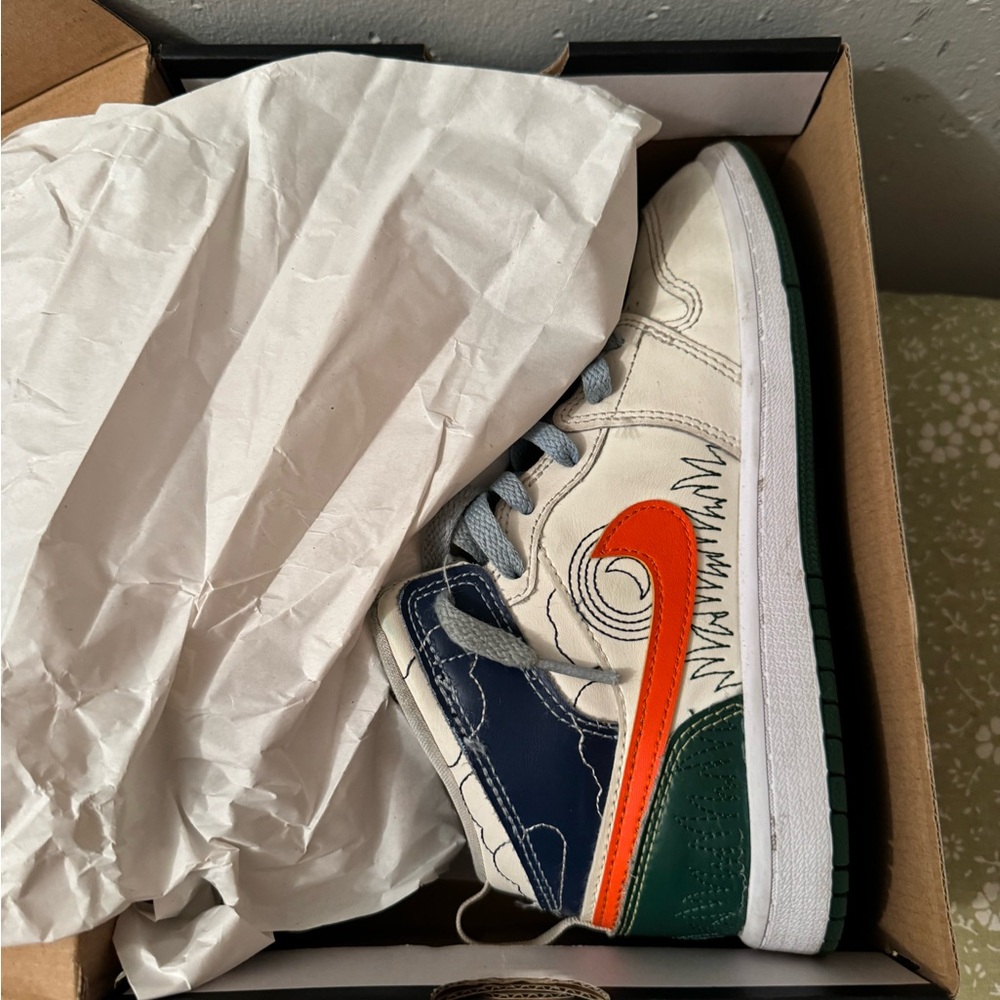 Jordan 1 mid